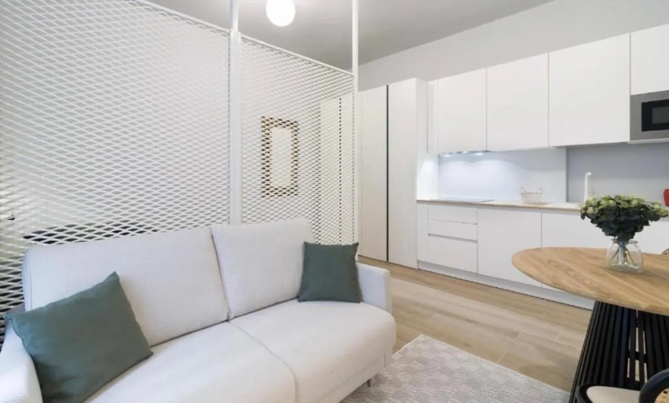 Central 7 Apartment Milan 0*,  Italy