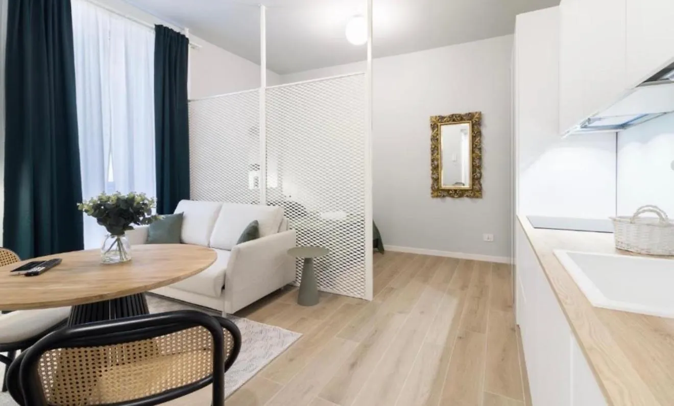 Central 7 Apartment Milan